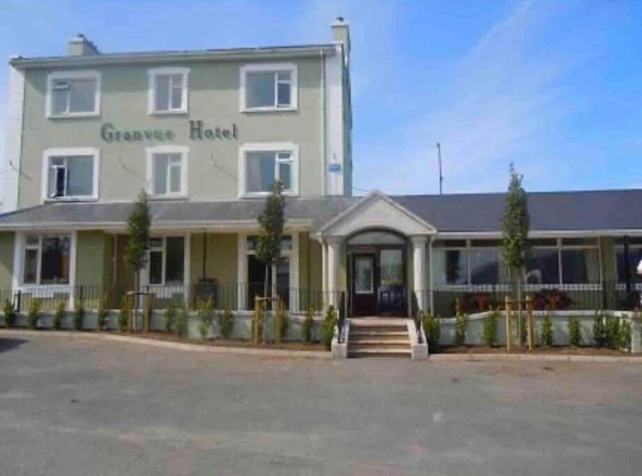 Mountain House Omeath Near Carlingford Villa O Meith Екстериор снимка